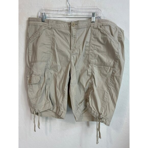 St. John's Bay Sz 20W Tan Cargo Shorts Pockets - Picture 1 of 6